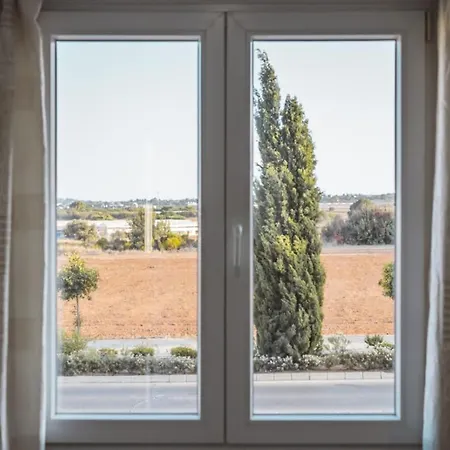 Jasmine Maisonettes * Paralimni