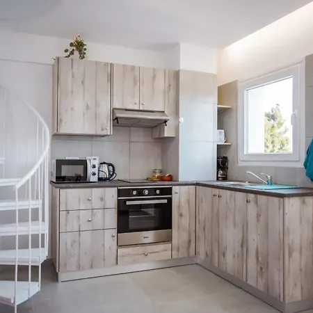 Jasmine Maisonettes *